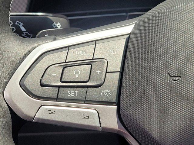 new 2025 Volkswagen Atlas car, priced at $49,276