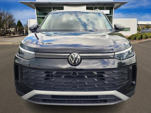 new 2025 Volkswagen Tiguan car, priced at $31,984