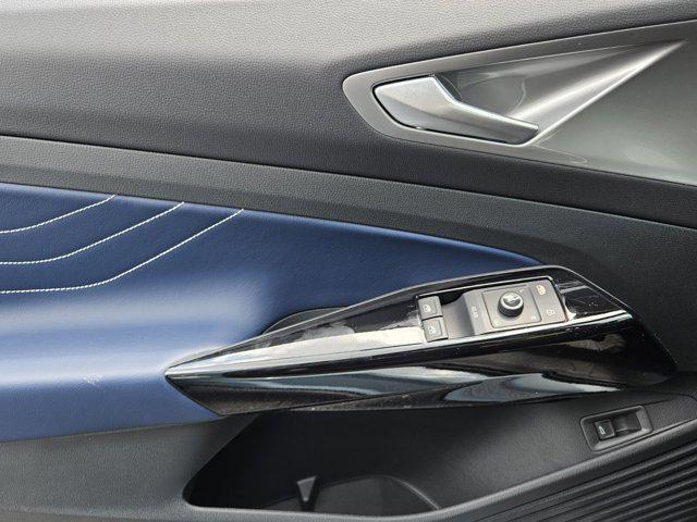 new 2025 Volkswagen ID.4 car, priced at $53,056
