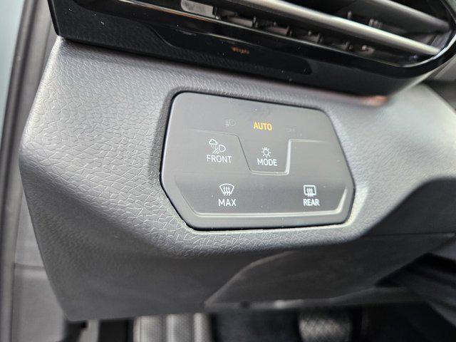 new 2025 Volkswagen ID.4 car, priced at $53,056