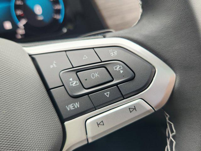 new 2025 Volkswagen Atlas car, priced at $49,281