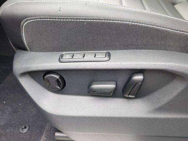 new 2025 Volkswagen Atlas car, priced at $49,281