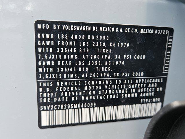 new 2025 Volkswagen Taos car, priced at $33,578