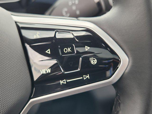 new 2025 Volkswagen ID.4 car, priced at $52,361