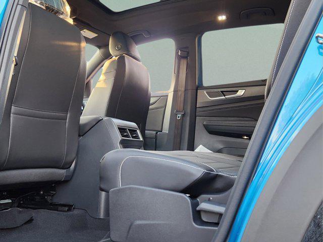 new 2024 Volkswagen Atlas Cross Sport car, priced at $40,901