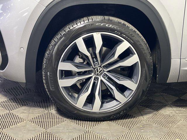 used 2021 Volkswagen Atlas car, priced at $24,500
