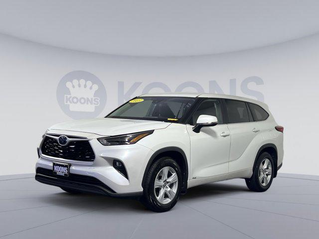 used 2023 Toyota Highlander Hybrid car, priced at $32,750