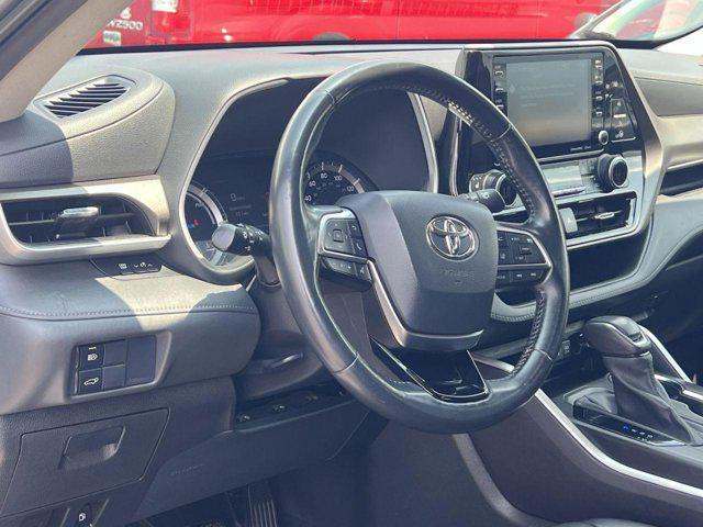 used 2021 Toyota Highlander Hybrid car, priced at $39,250