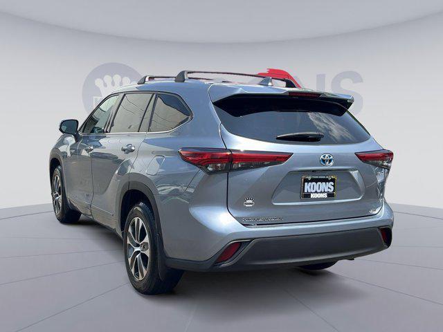 used 2021 Toyota Highlander Hybrid car, priced at $39,250