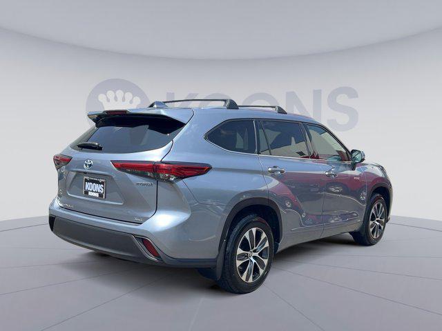 used 2021 Toyota Highlander Hybrid car, priced at $39,250