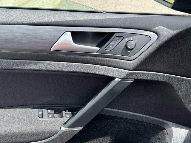 used 2018 Volkswagen Golf SportWagen car, priced at $13,750