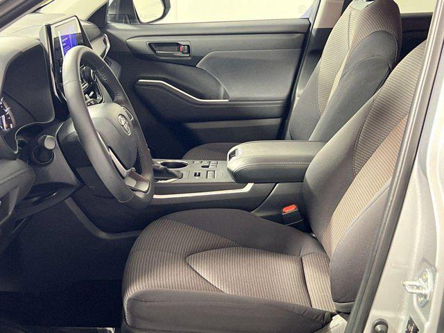 used 2024 Toyota Highlander car, priced at $40,500