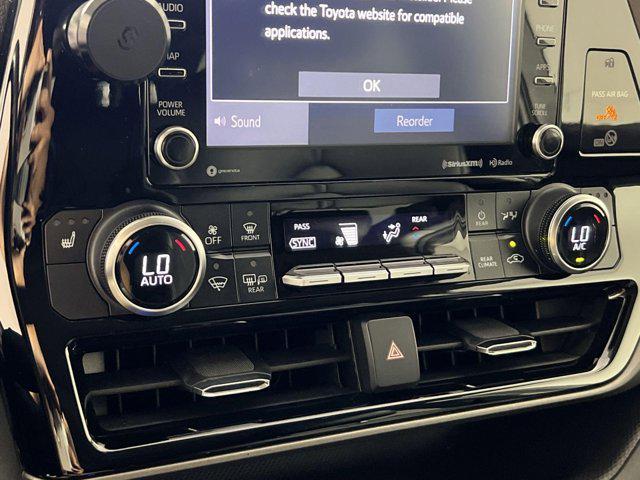 used 2021 Toyota Highlander car, priced at $33,100