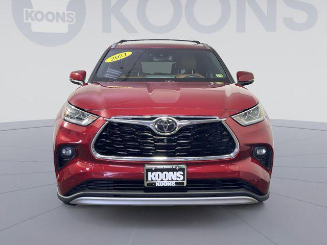 used 2021 Toyota Highlander car, priced at $32,000