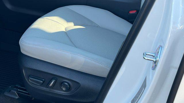 new 2026 Toyota Grand Highlander car, priced at $54,018