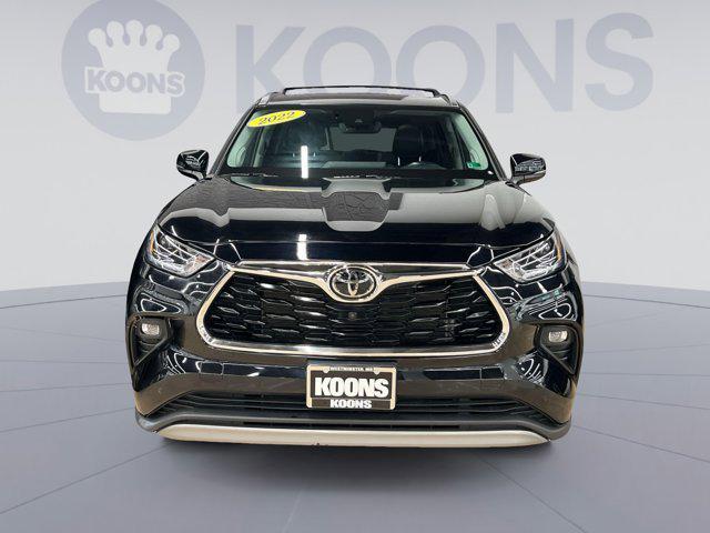 used 2022 Toyota Highlander car, priced at $42,500
