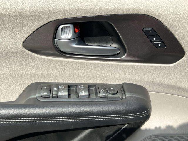 used 2018 Chrysler Pacifica car, priced at $14,000