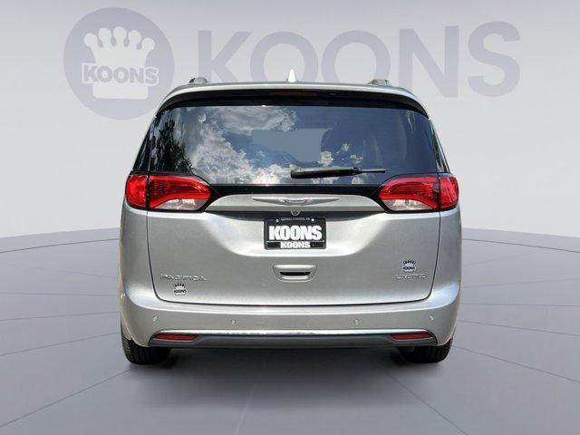 used 2018 Chrysler Pacifica car, priced at $14,000