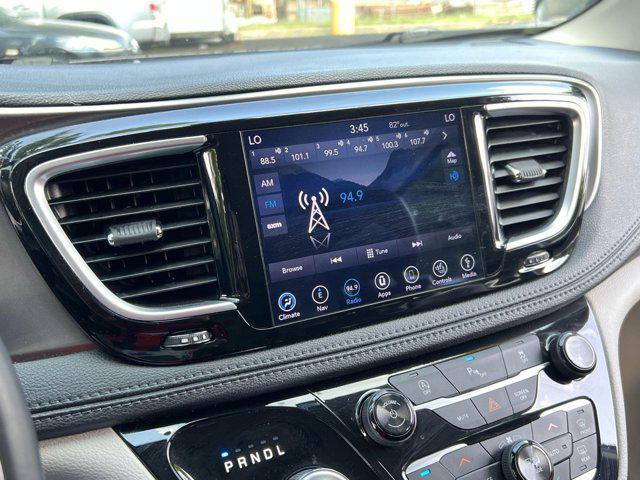 used 2018 Chrysler Pacifica car, priced at $14,000