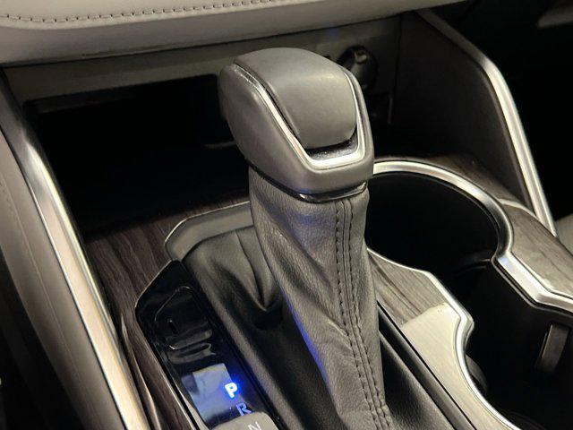 used 2022 Toyota Highlander car, priced at $38,250