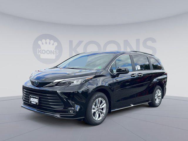 new 2025 Toyota Sienna car, priced at $47,624