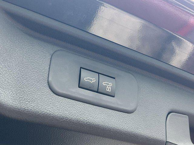 new 2025 Toyota Grand Highlander car, priced at $52,728