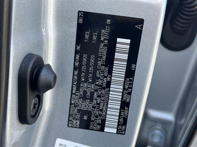 new 2025 Toyota Highlander car, priced at $53,348