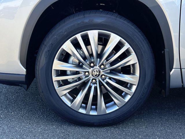 new 2025 Toyota Highlander car, priced at $53,348