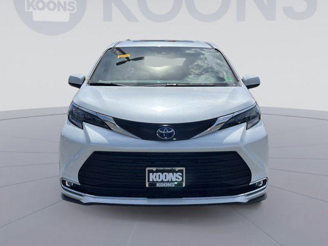 used 2024 Toyota Sienna car, priced at $47,000