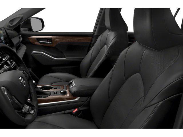 used 2022 Toyota Highlander car, priced at $37,250
