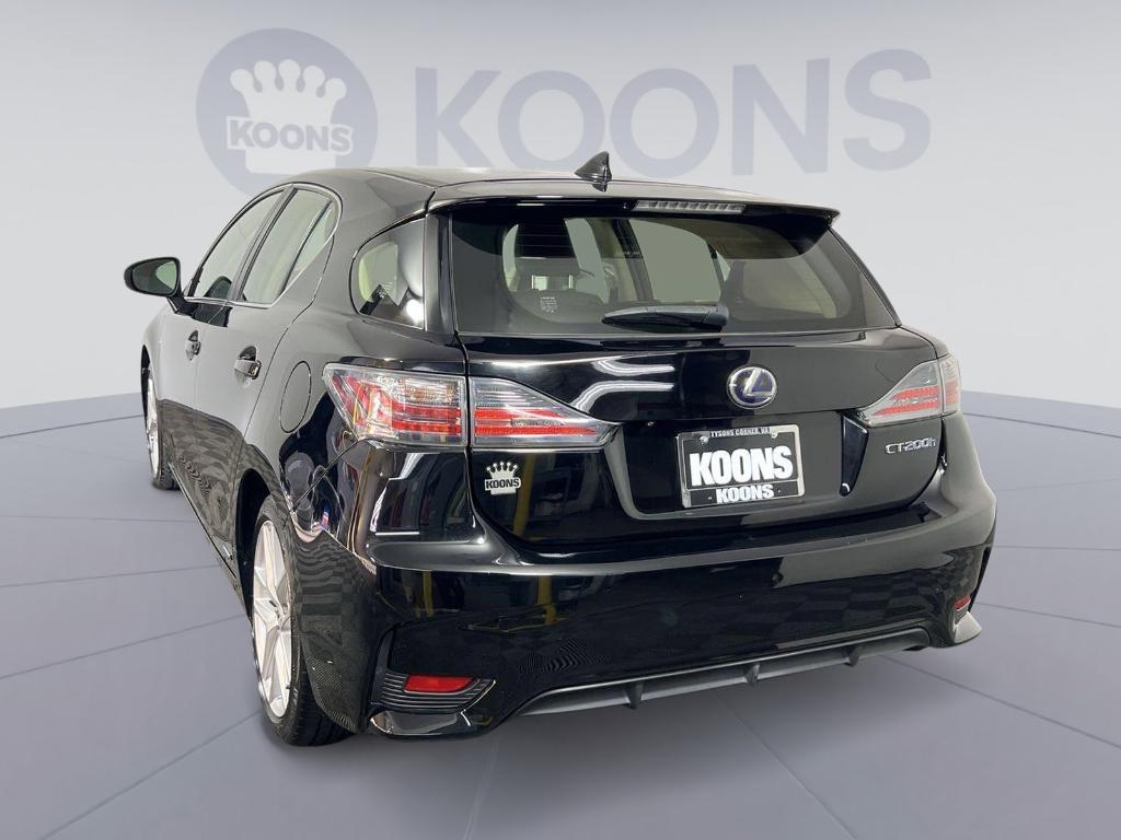 used 2015 Lexus CT 200h car, priced at $16,500