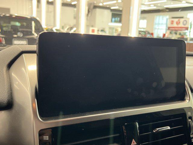 used 2022 Lexus GX 460 car, priced at $46,500