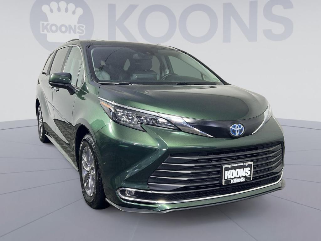 used 2024 Toyota Sienna car, priced at $48,750