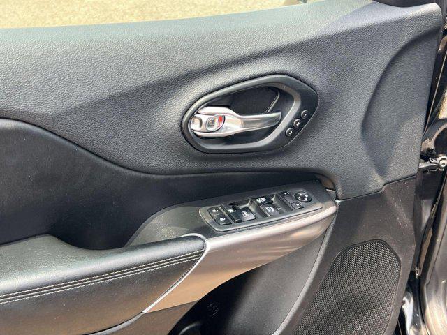 used 2019 Jeep Cherokee car, priced at $14,750