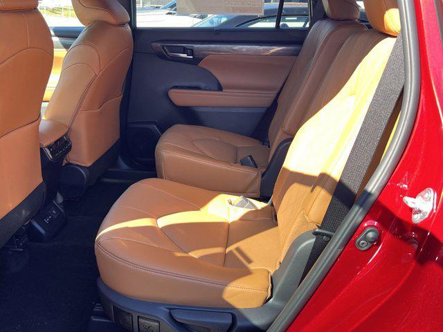 new 2026 Toyota Highlander car, priced at $54,783