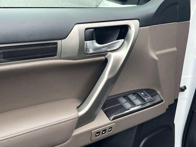 used 2020 Lexus GX 460 car, priced at $34,000