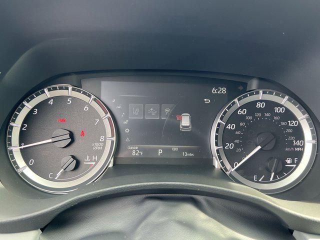 new 2025 Toyota Highlander car, priced at $48,052