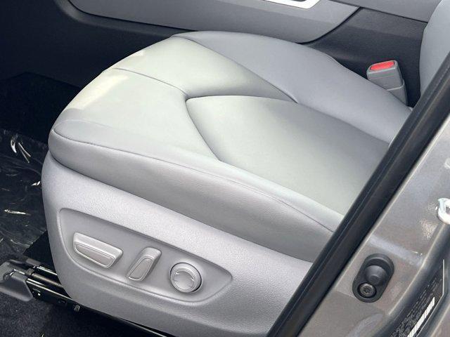 new 2025 Toyota Highlander car, priced at $48,052