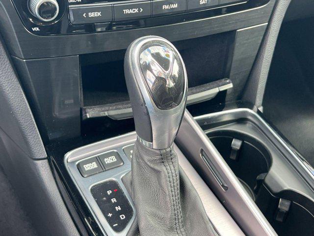 used 2014 Hyundai Equus car, priced at $13,750