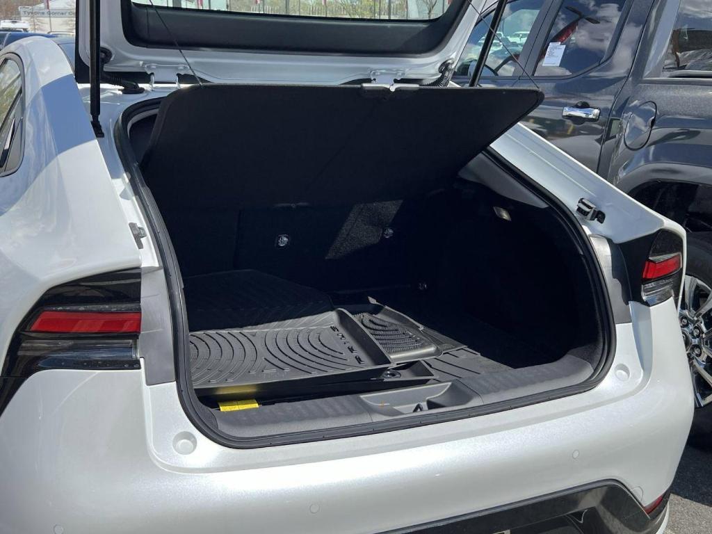 new 2025 Toyota Prius car, priced at $36,164