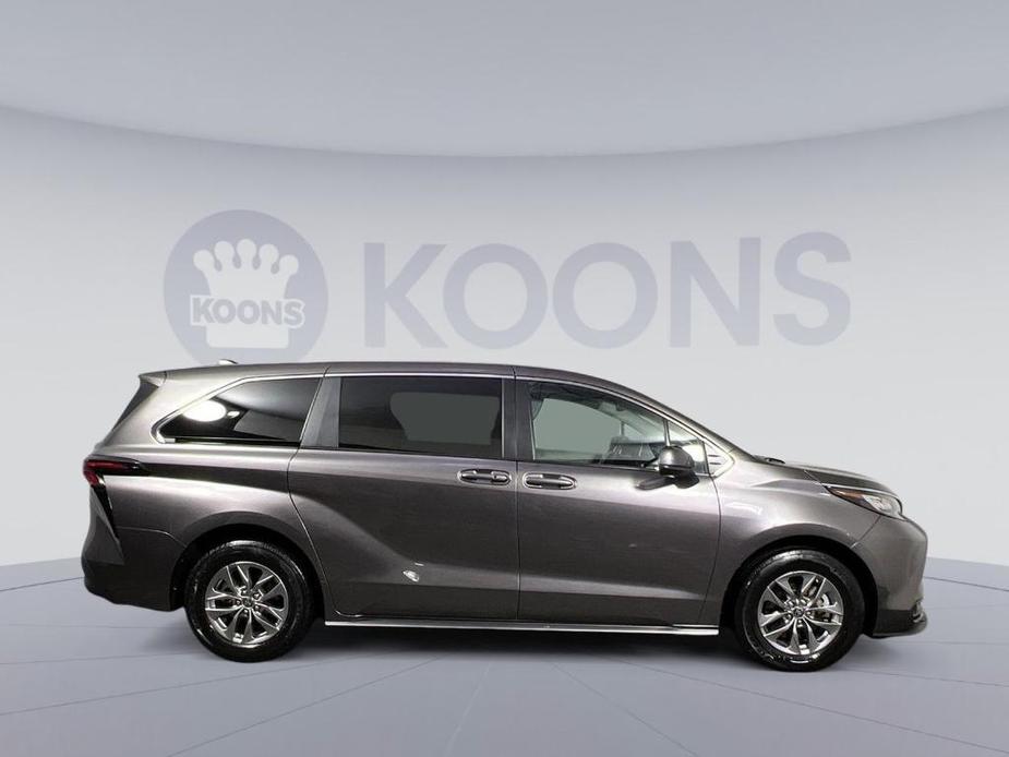 used 2023 Toyota Sienna car, priced at $37,250