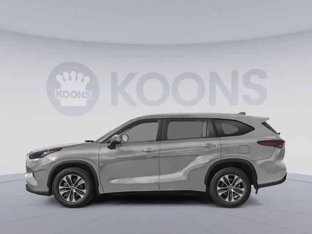 new 2024 Toyota Highlander car, priced at $45,997