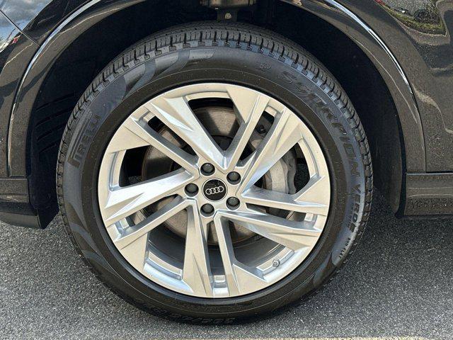 used 2024 Audi Q7 car, priced at $47,000
