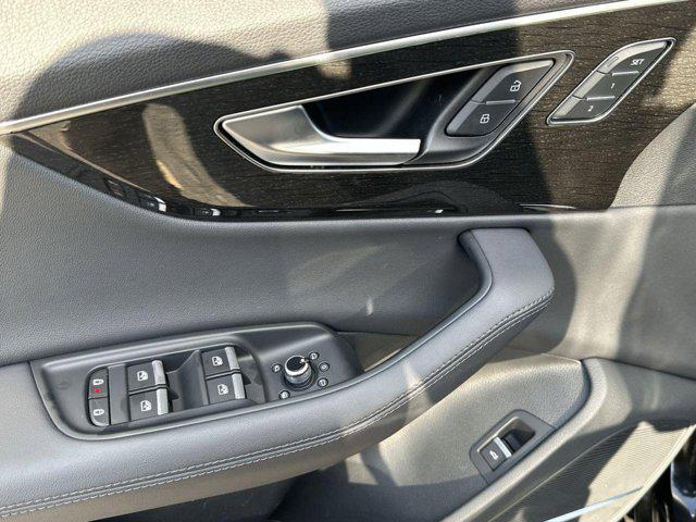 used 2024 Audi Q7 car, priced at $47,000