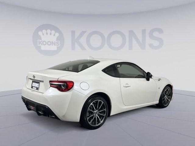 used 2018 Toyota 86 car, priced at $20,000