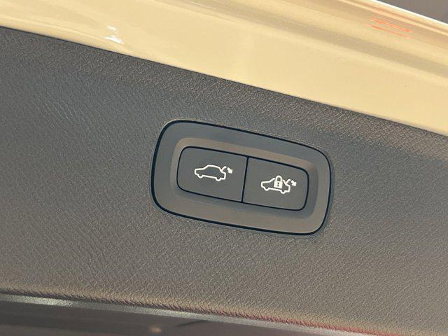 used 2024 Volvo XC90 Recharge Plug-In Hybrid car, priced at $59,750