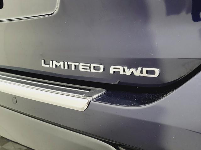 used 2020 Toyota Highlander car, priced at $33,500