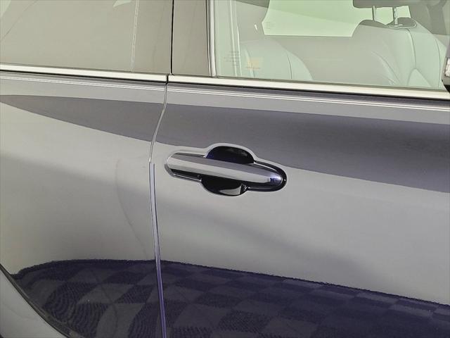 used 2020 Toyota Highlander car, priced at $33,500