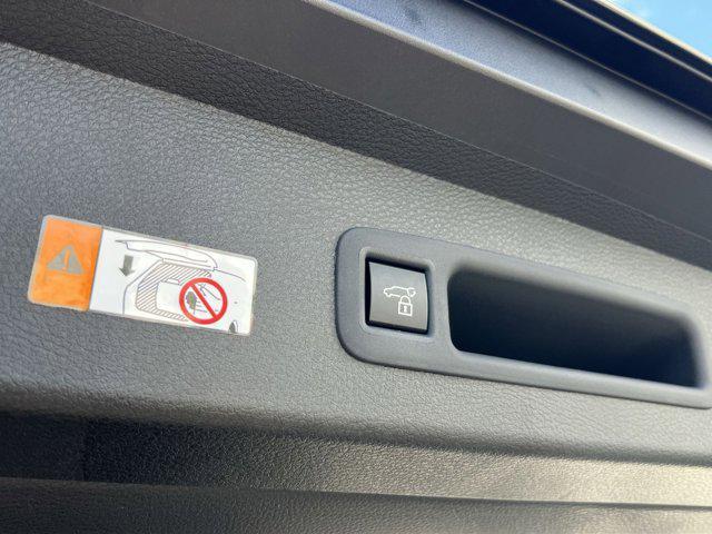 new 2025 Toyota Sienna car, priced at $52,625