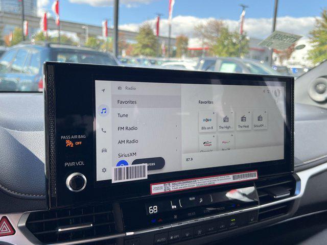 new 2025 Toyota Sienna car, priced at $52,625